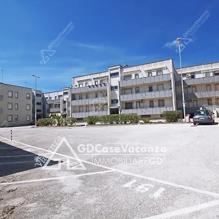 Gd Case Vacanza - A Ridosso Della Spiaggia Con Posto Auto Esclusivo *