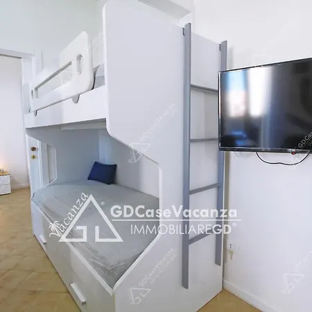 Gd Case Vacanza - A Ridosso Della Spiaggia Con Posto Auto Esclusivo Apartman *